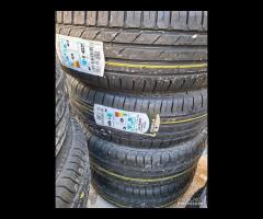 225/65/17 nokian nuove