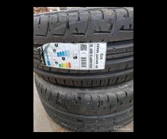 245/40/19 dunlop nuove