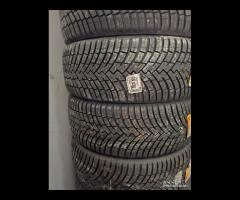 205/55/19 pirelli nuove