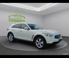 Infiniti FX FX30d GT - 8
