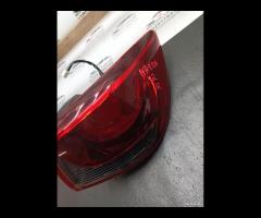 FARO FANALE STOP POSTERIORE DX MAZDA 2 2014-2019 H - 10