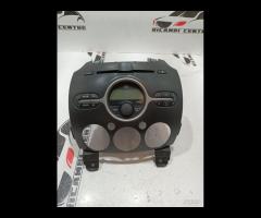 AUTORADIO CON RIVESTIMENTO MASCHERINA CENTRALE MAZ - 1