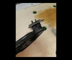 TRAVERSA PARAURTI POSTERIORE VOLKSWAGEN GOLF 6 1.6 - 2