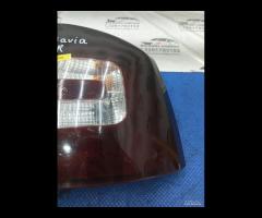 FARO FANALE POSTERIORE DESTRA SKODA OCTAVIA II COM - 3