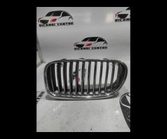 GRIGLIA SINISTRA PARAURTI BMW SERIE 5 F10 2011 511 - 1