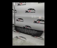 GRIGLIA PARAURTI ANTERIORE VOLKSWAGEN POLO 6R08536