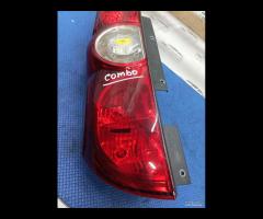 FARO FANALE POSTERIORE SINISTRA OPEL COMBO TOUR D - 2