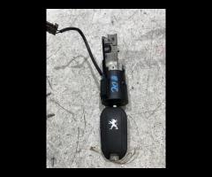 BLOCCHETTO ACCENSIONE CON CHIAVE PEUGEOT 208 96631 - 2