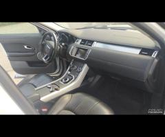 Land Rover Range Evoque 2.0 TD4 150 CV 5p Business - 17