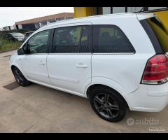 7POSTI METANO opel ZAFIRA 1600 turbo PERMUTE 7 POS - 7
