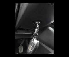 Peugeot 208 PureTech 100 Stop&Start 5 porte Allure - 12