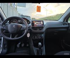 Peugeot 208 PureTech 82 5 porte Allure - 6