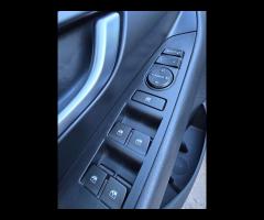 Hyundai i30 1.6 CRDi 110CV 5 porte Comfort - 10