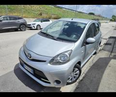 Toyota Aygo 1.0 12V VVT-i 5 porte Lounge Connect