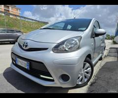 Toyota Aygo 1.0 12V VVT-i 5 porte Lounge Connect - 9