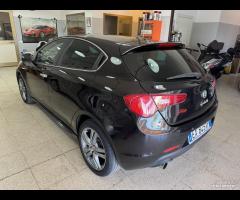 GIULIETTA 2.0 JTDM-2 Distinctive - 6