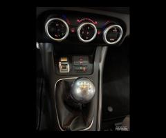 GIULIETTA 2.0 JTDM-2 Distinctive - 18