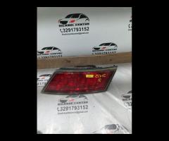FARO FANALE POSTERIORE INTEGRATO NEL PORTELLONE DX - 2