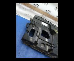 STAFFA DI MONTAGIO PARAURTI POSTERIORE DESTRA BMW - 18