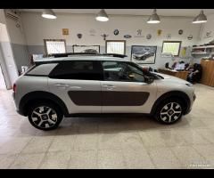 Citroen C4 cactus 1.2 Autom. cv. Tetto-Navigat.