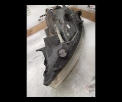 FARO FANALE ANTERIORE DX RENAULT TRAFIC II /OPEL V - 14