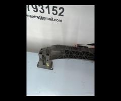TRAVERSA RINFORZO PARAURTI ANTERIORE INFERIORE PEU - 5