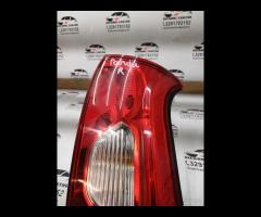 FARO FANALE STOP POSTERIORE DX FIAT PANDA EASY III - 6