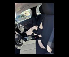 Peugeot 208 1.5 hdi - 6