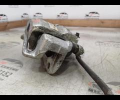 PINZA FRENO ANTERIORE SX 2022 KIA RIO IV/STONIC / - 12