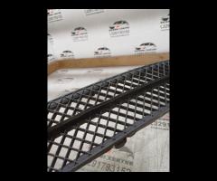 GRIGLIA CENTRALE ANTERIORE INFERIORE BMW 1 E87 LCI - 22