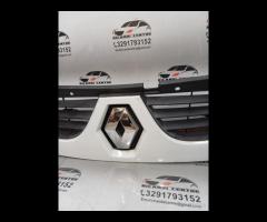 GRIGLIA PARAURTI ANTERIORE SUPERIORE 2008 RENAULT