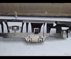 GUIDA CENTRO PARAURTI POSTERIORE BMW F20 2011-2015 - 12