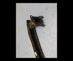 TRAVERSA PARAURTI ANTERIORE VOLKSWAGEN CADDY 2010 - 19