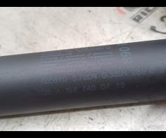 PISTONE PORTELLONE POSTERIORE DX+SUPPORTO 2010 MER - 13