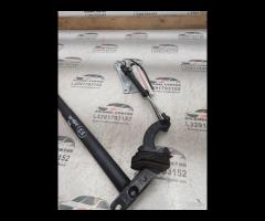 PISTONE PORTELLONE POSTERIORE DX+SUPPORTO 2010 MER - 14