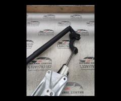 PISTONE PORTELLONE POSTERIORE DX+SUPPORTO 2010 MER - 17