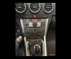 OPEL ANTARA 2.0 CDTi COSMO - 19