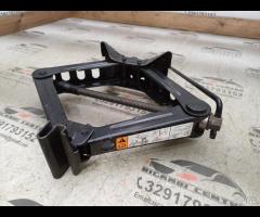 CRIC SOLLEVATORE RUOTA FORD FOCUS 2014 BCP917080AB - 10