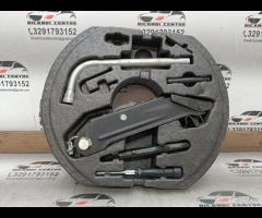 KIT EMERGENZA ATTREZZI SOLLEVATORE RUOTA AUDI A3 1 - 2