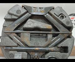 KIT EMERGENZA ATTREZZI SOLLEVATORE RUOTA FORD FOCU - 4