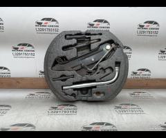 KIT EMERGENZA ATTREZZI SOLLEVATORE RUOTA AUDI A3 1 - 1