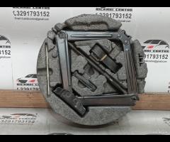 KIT EMERGENZA ATTREZZI SOLLEVATORE RUOTA OPEL ASTR