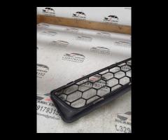GRIGLIA PARAURTI ANTERIORE INFERIORE 2012 VOLVO C3 - 9