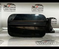 TAPPO SPORTELLO SERBATOIO CARBURANTE 1.5B BMW F22 - 1