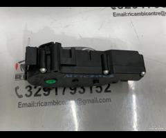 ATTUATORE SERRATURA CHIUSURA PORTELLONE MERCEDES C - 7