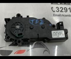 ATTUATORE SERRATURA CHIUSURA PORTELLONE MERCEDES C - 17