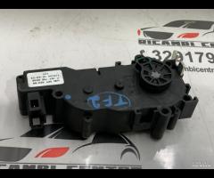ATTUATORE SERRATURA CHIUSURA PORTELLONE MERCEDES C - 20