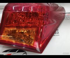 FARO FANALE STOP POSTERIORE DESTRA DX TOYOTA AURIS - 5