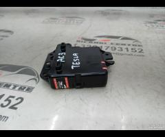 CENTRALINA MODULO USB AUX TESLA MODEL Y 2021-2025 - 10