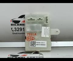 CENTRALINA CONTROLLO PORTA RICARICA TESLA MONDEL Y - 2